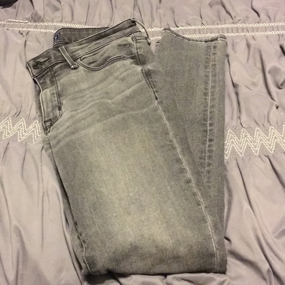 Black skinny jeans